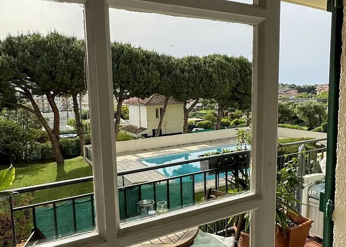 Superb In Provenzal With Pool * アンティーブ